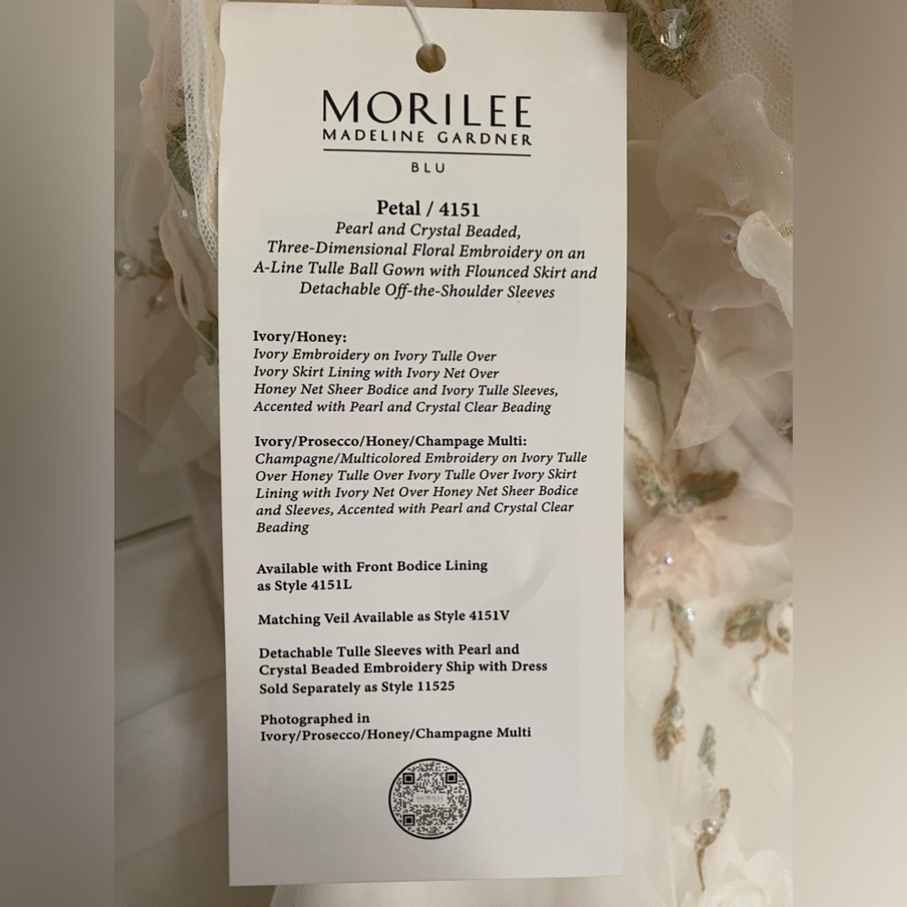 NEW - NEVER WORN MORILEE
MADELINE GARDNER
BLU - Picture 3 of 4